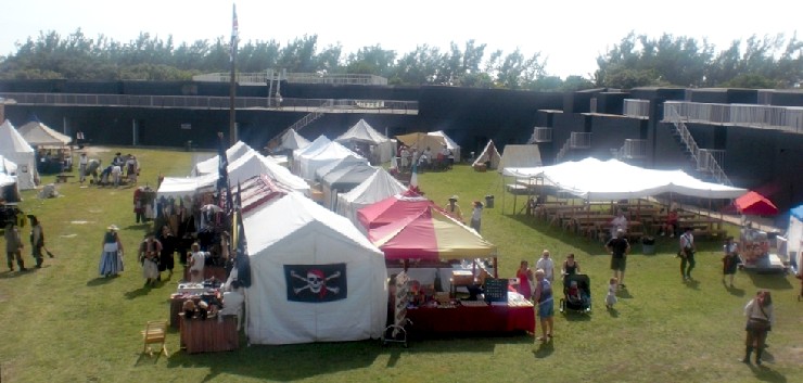The fort vendors